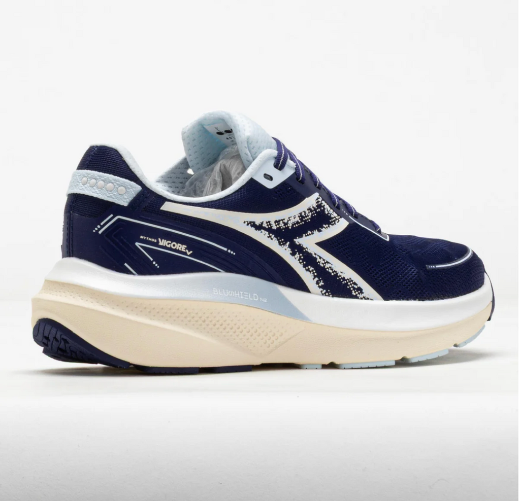 Women's Diadora Mythos Blueshield Vigore 5 (WIDE)