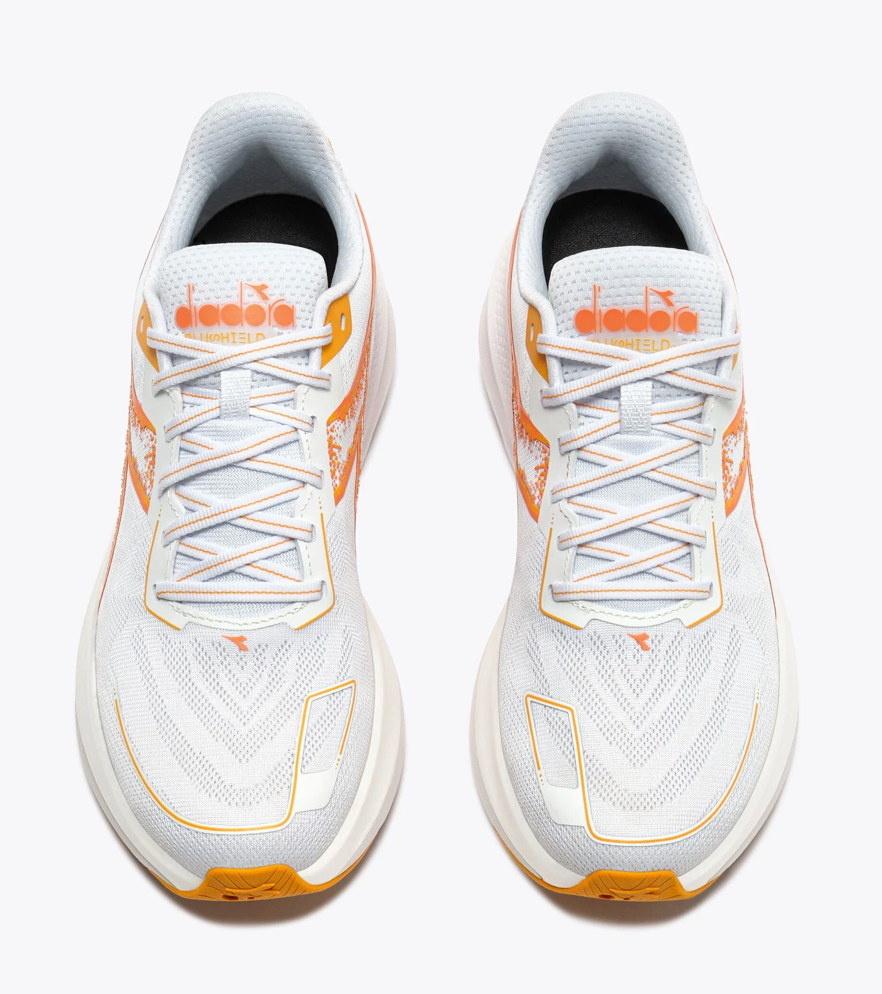 Men's Diadora Mythos Blushield Vigore 5